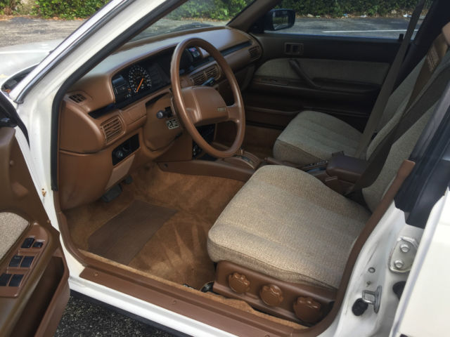 1990 White Toyota Camry Sedan
