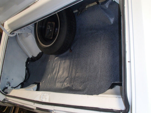 1971 White Dodge Charger Coupe