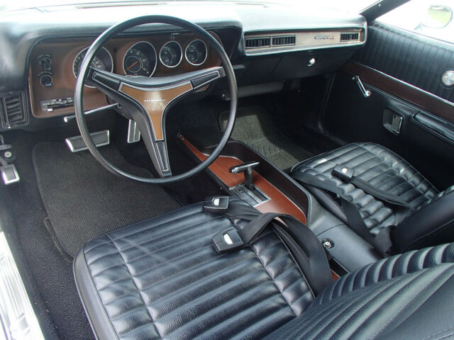 1971 White Dodge Charger Coupe