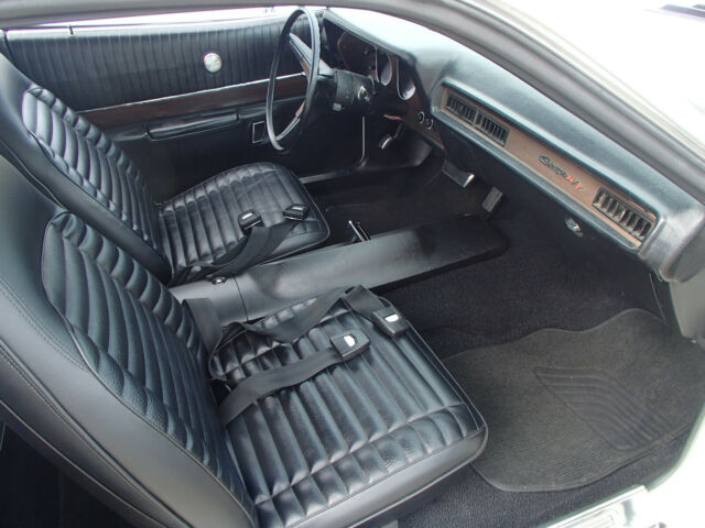 1971 White Dodge Charger Coupe