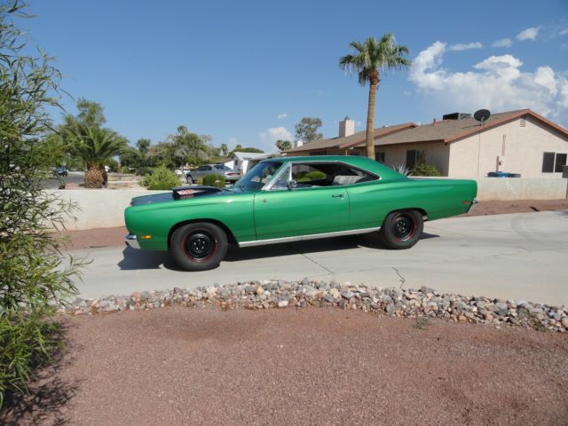 1969 Rallye Green Plymouth Road Runner 2 dr hardtop