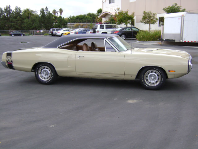 1970 Sandlewood Biege Dodge Super Bee Coupe