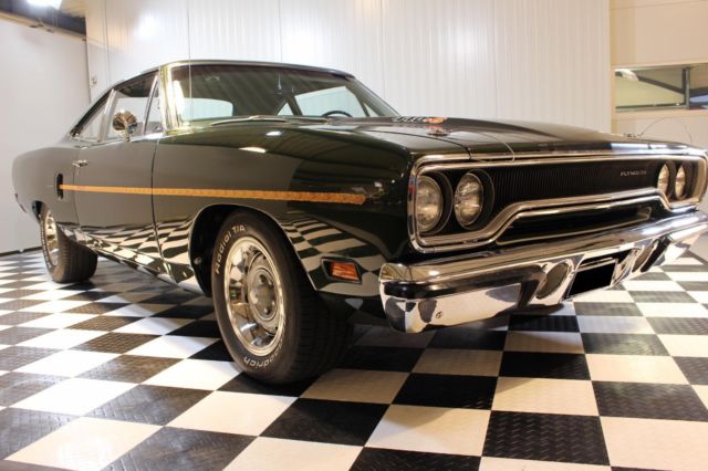 1970 F8 Plymouth Road Runner Coupe