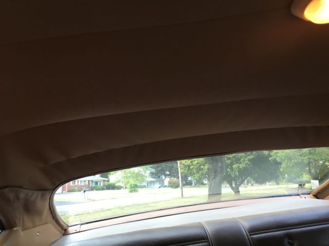 1972 Red Oldsmobile 442 Coupe