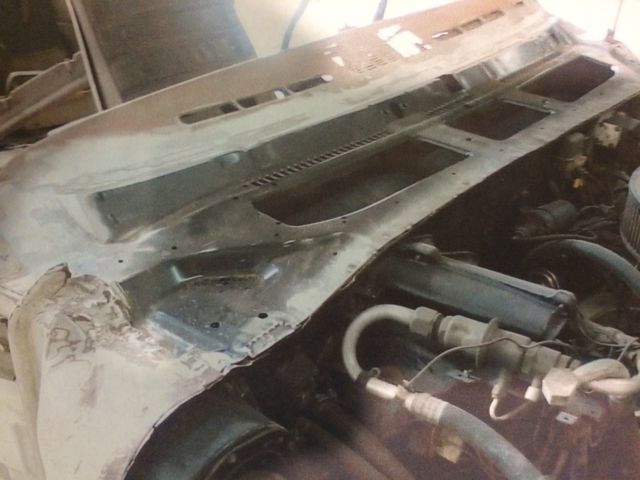 1972 Red Oldsmobile 442 Coupe