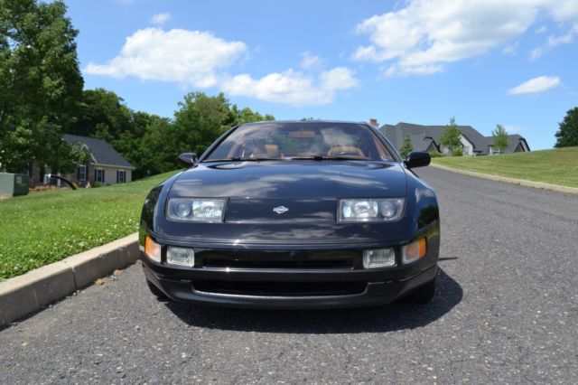 1991 Black Nissan 300ZX Fastback