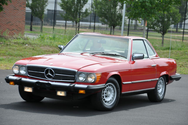1976 Red Mercedes-Benz SL-Class Convertible