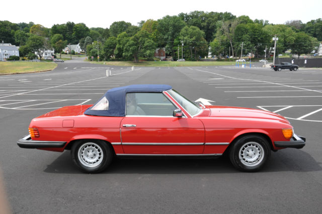 1976 Red Mercedes-Benz SL-Class Convertible