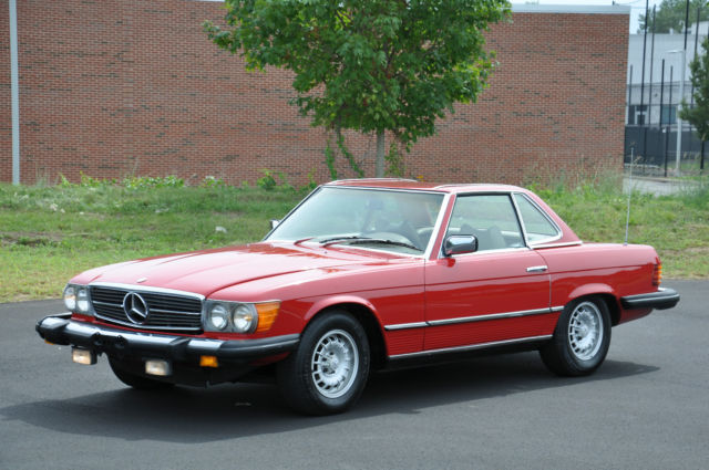1976 Red Mercedes-Benz SL-Class Convertible