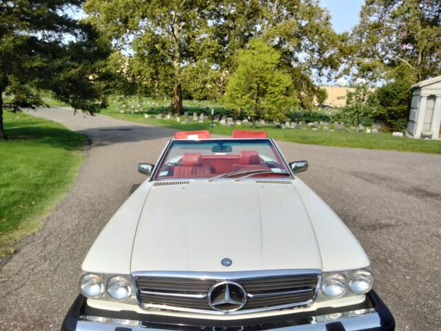 1976 Blue Mercedes-Benz SL-Class Coupe