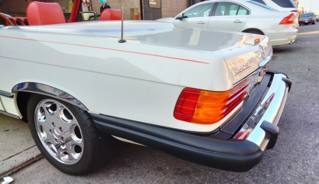 1976 Blue Mercedes-Benz SL-Class Coupe