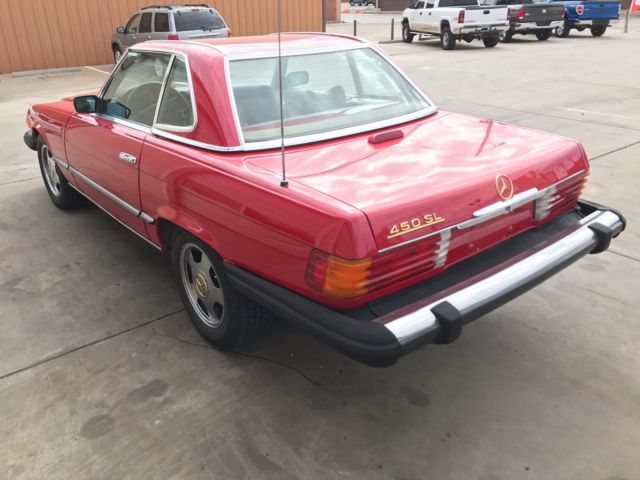 1975 Red Mercedes-Benz SL-Class Coupe