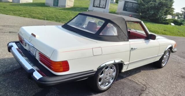 1976 Blue Mercedes-Benz SL-Class Coupe
