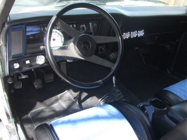 1969 White Chevrolet Nova Coupe