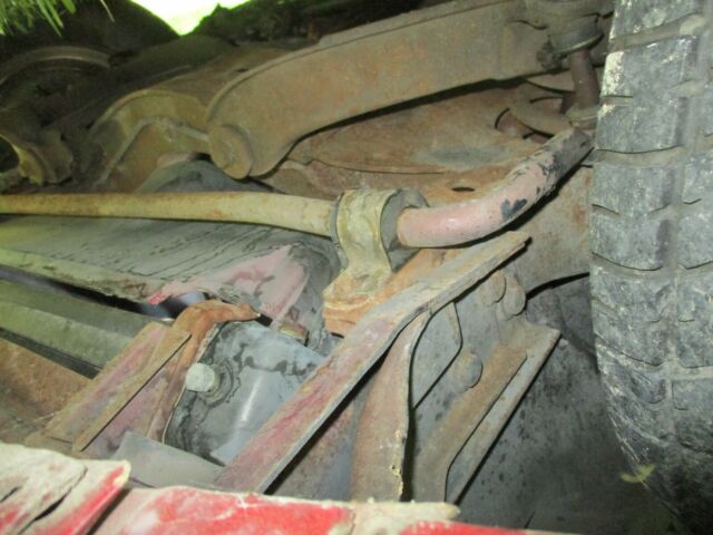 1974 maroon Chevrolet Corvette Coupe