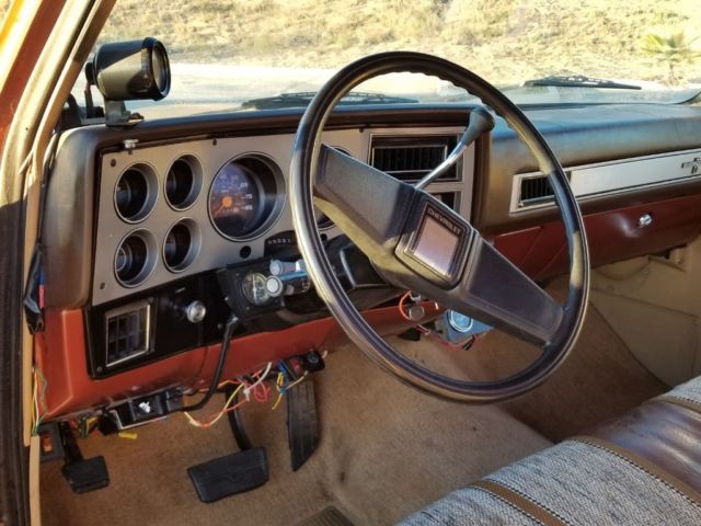 1986 Chevrolet C/K Pickup 2500 Standard Cab Pickup