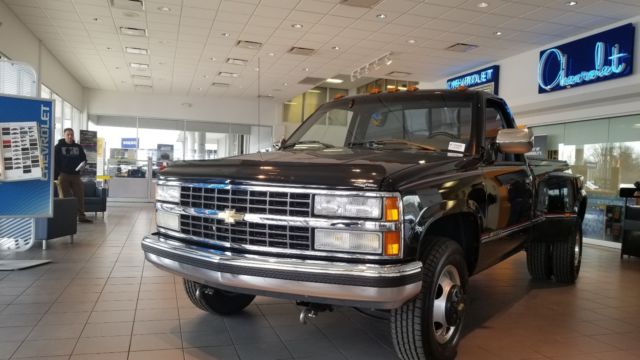 1990 Black Chevrolet Silverado 3500 DULLEY