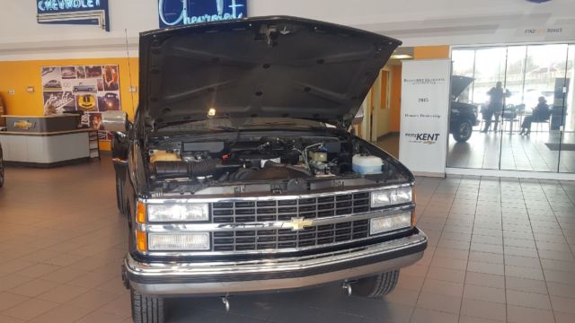 1990 Black Chevrolet Silverado 3500 DULLEY