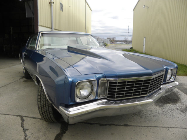 1972 Blue Chevrolet Monte Carlo Coupe