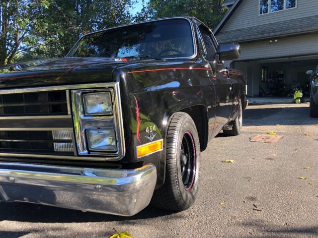 1986 Black Chevrolet C-10 Standard Cab Pickup