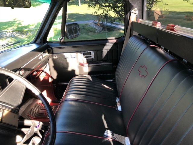 1986 Black Chevrolet C-10 Standard Cab Pickup