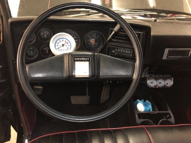 1986 Black Chevrolet C-10 Standard Cab Pickup