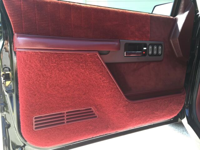 1990 Black Chevrolet C/K Pickup 1500 Standard Cab Pickup