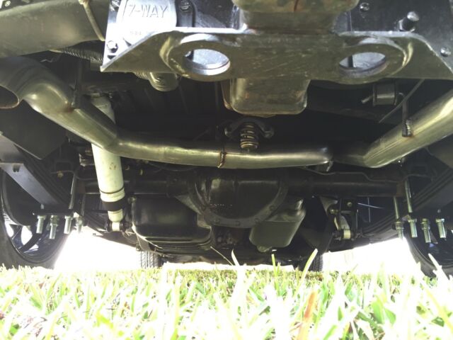 1990 Black Chevrolet C/K Pickup 1500 Standard Cab Pickup