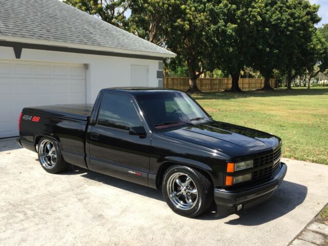 1990 Black Chevrolet C/K Pickup 1500 Standard Cab Pickup