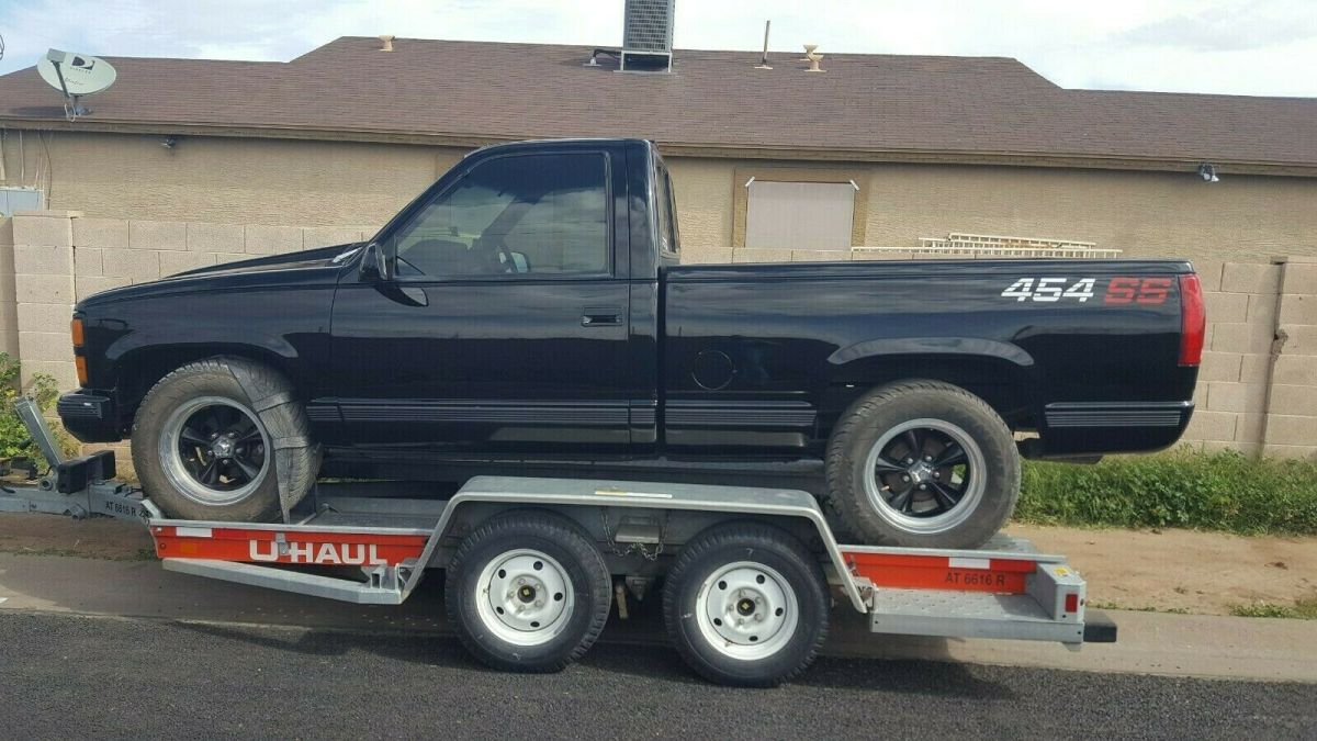 1992 Chevrolet C/K Pickup 1500 Standard Cab Pickup