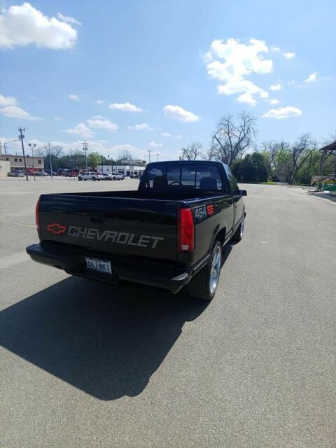 1990 Black Chevrolet C/K Pickup 1500 Standard Cab Pickup