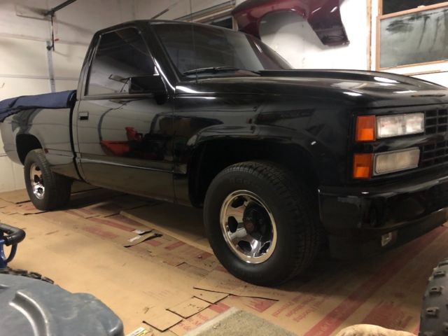 1990 Black Chevrolet Other Pickups Standard Cab Pickup