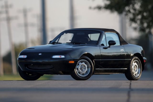 1995 Black Mazda MX-5 Miata Convertible