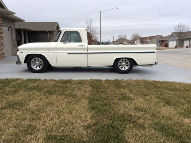 1966 White Chevrolet C-10 Standard Cab Pickup