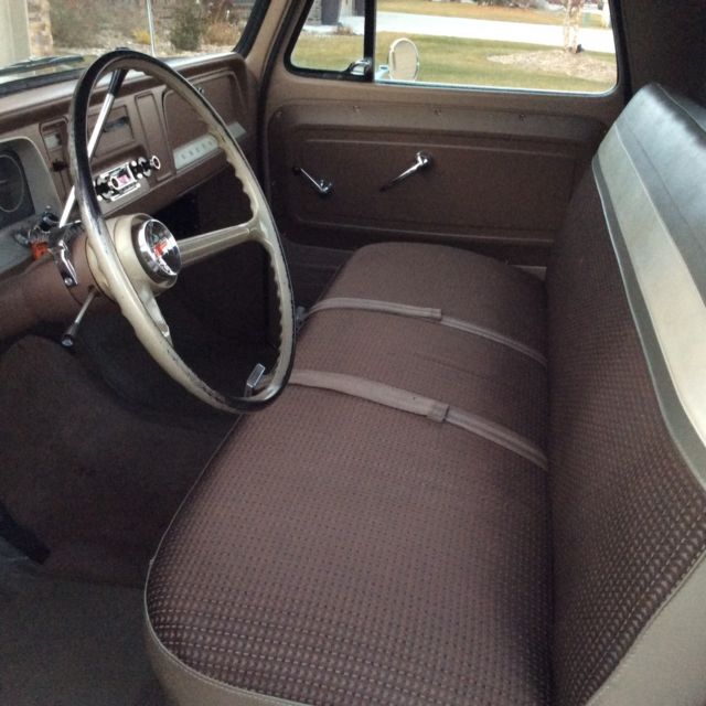 1966 White Chevrolet C-10 Standard Cab Pickup