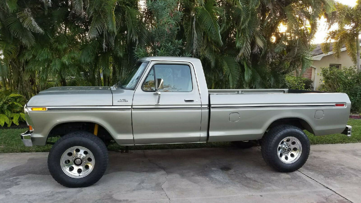 1978 Ford F-250 Standard Cab Pickup