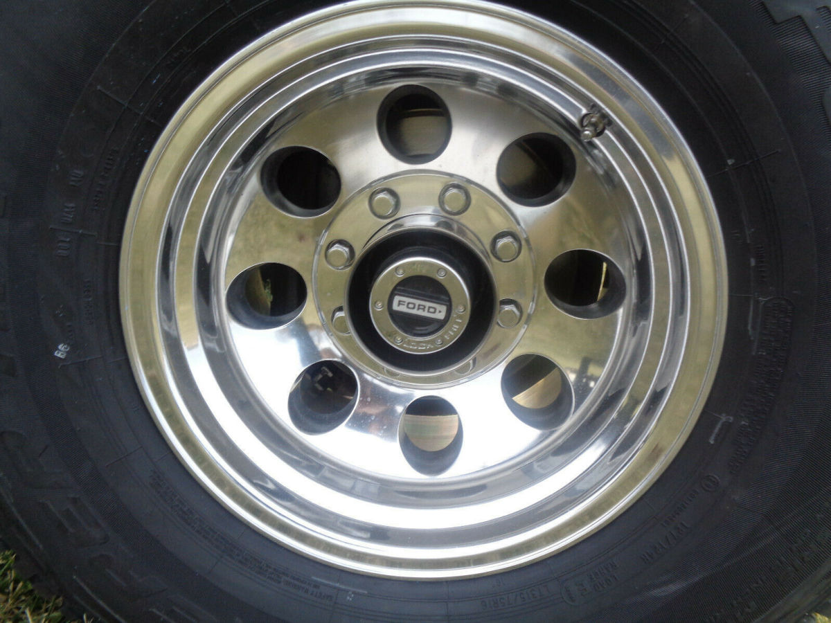 1978 Ford F-250 Standard Cab Pickup