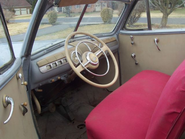 1947 Yellow Ford De Luxe convertible Convertible