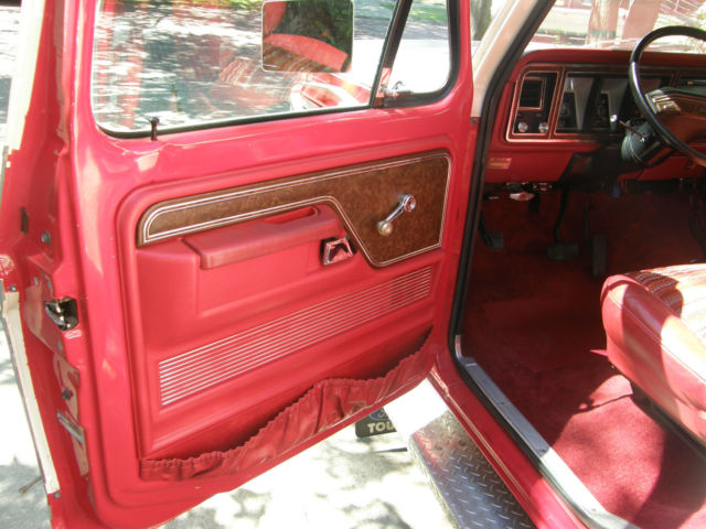 1978 Red Ford Bronco