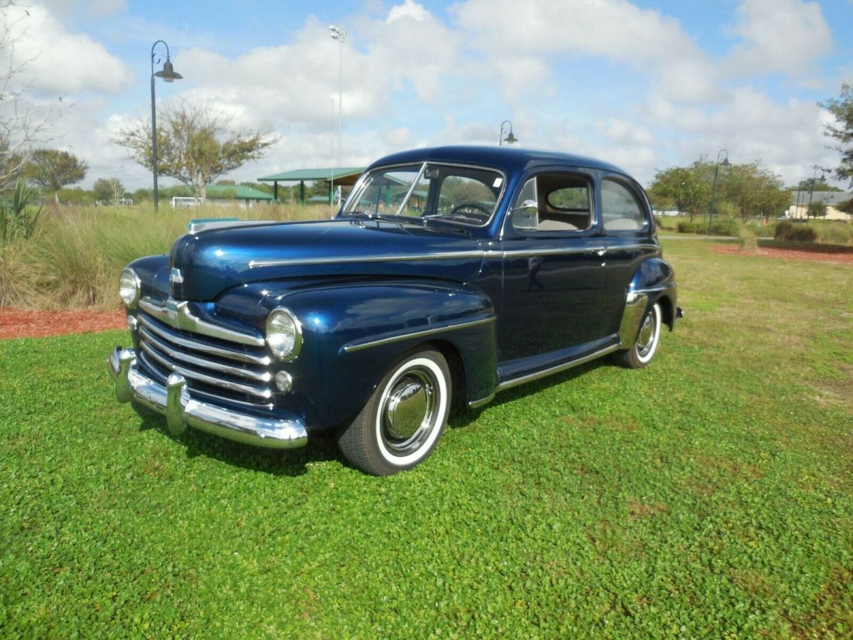 1948 Ford Super Deluxe 2 DOOR SEDAN COUPE