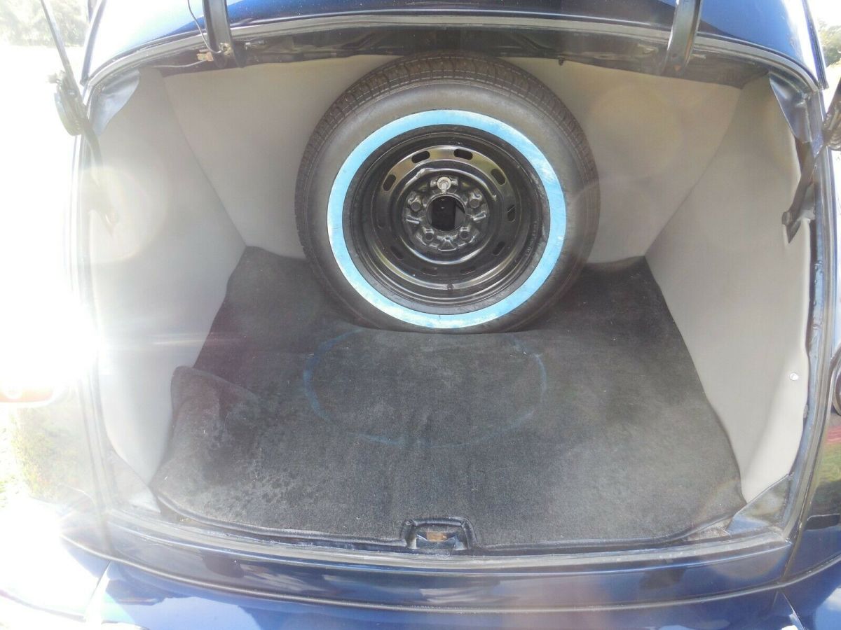 1948 Ford Super Deluxe 2 DOOR SEDAN COUPE