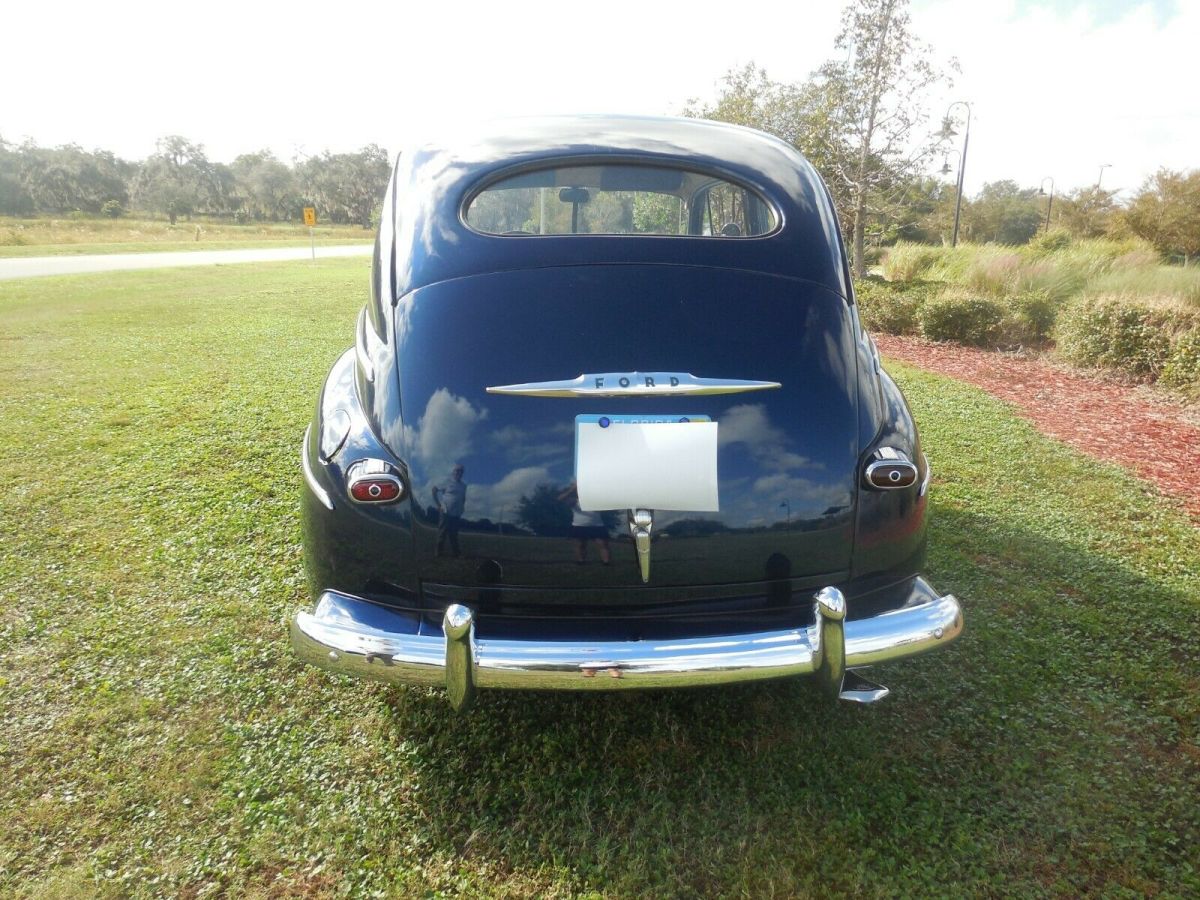 1948 Ford Super Deluxe 2 DOOR SEDAN COUPE