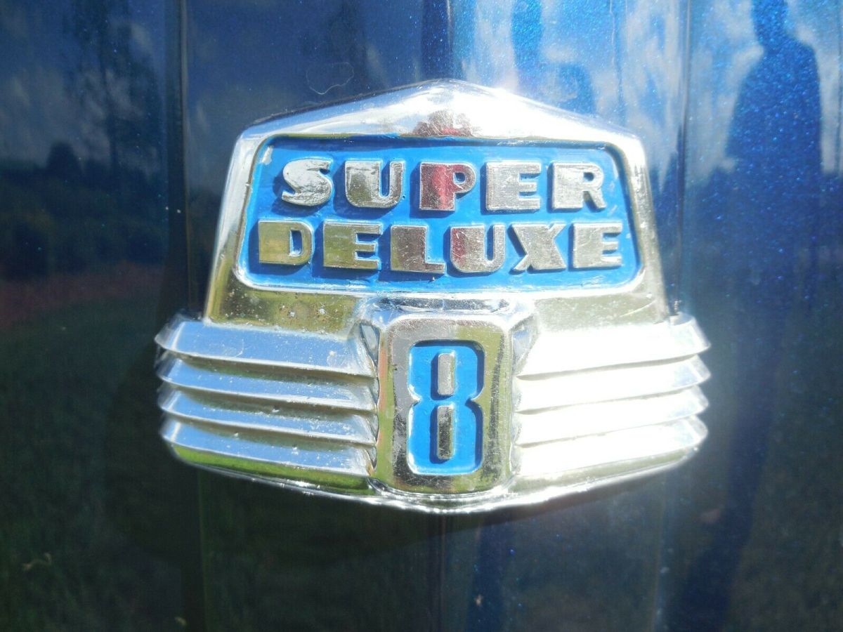 1948 Ford Super Deluxe 2 DOOR SEDAN COUPE