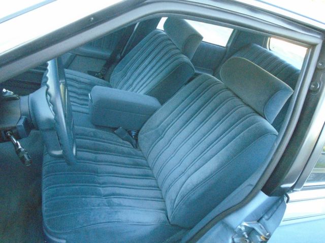 1993 Blue Oldsmobile Cutlass Sedan