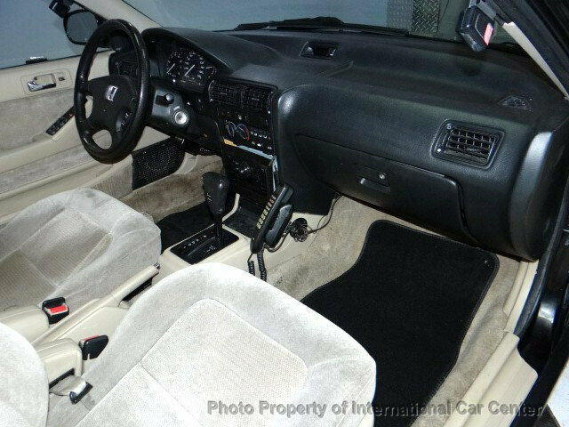 1990 Black Honda Accord Sedan