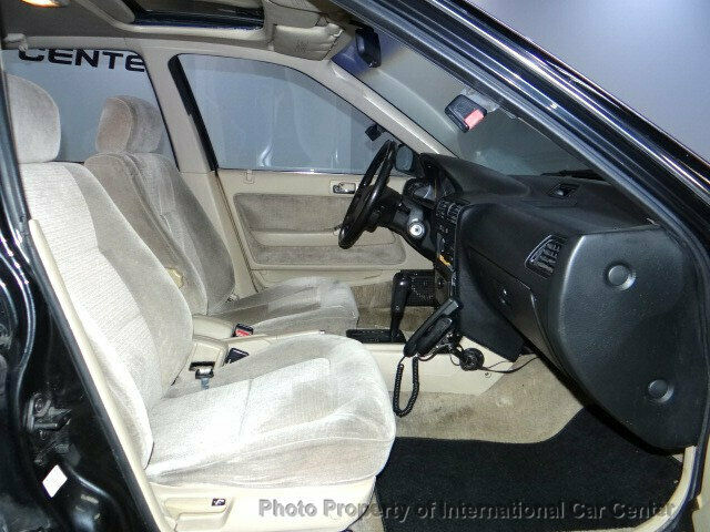 1990 Black Honda Accord Sedan