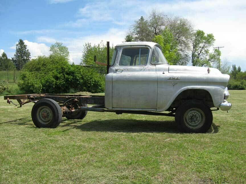 1959 Gray GMC 250