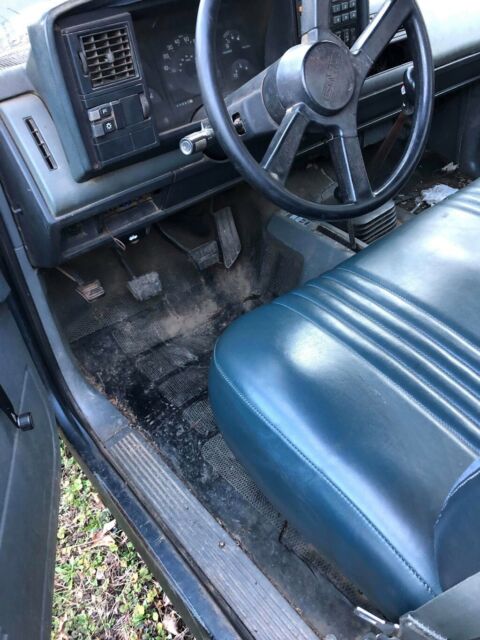 1988 Blue GMC Sierra 1500 Standard Cab Pickup