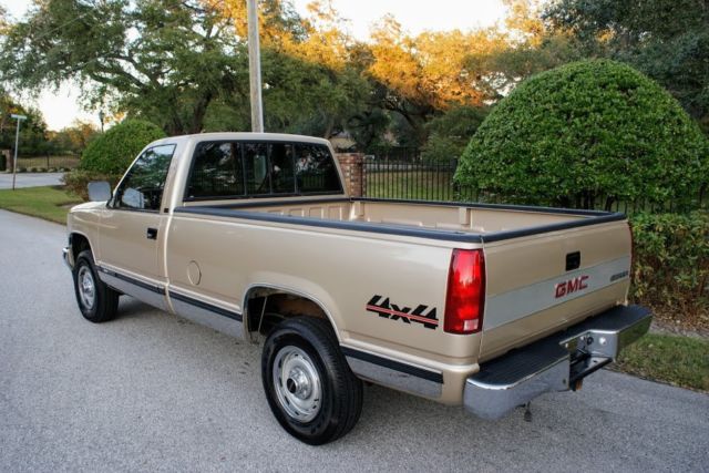1989 Beige GMC Sierra 1500 Standard Cab Pickup