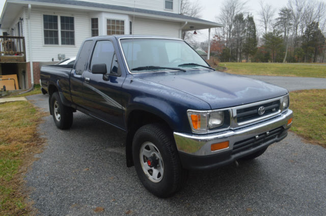 1994 Blue Toyota Tacoma Extended Cab Pickup